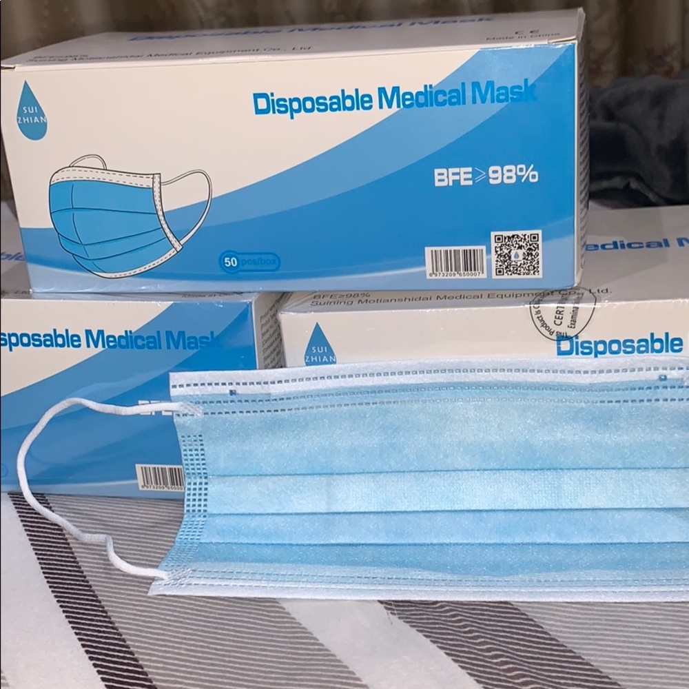 50 PCS DISPOSABLE FACE MASK